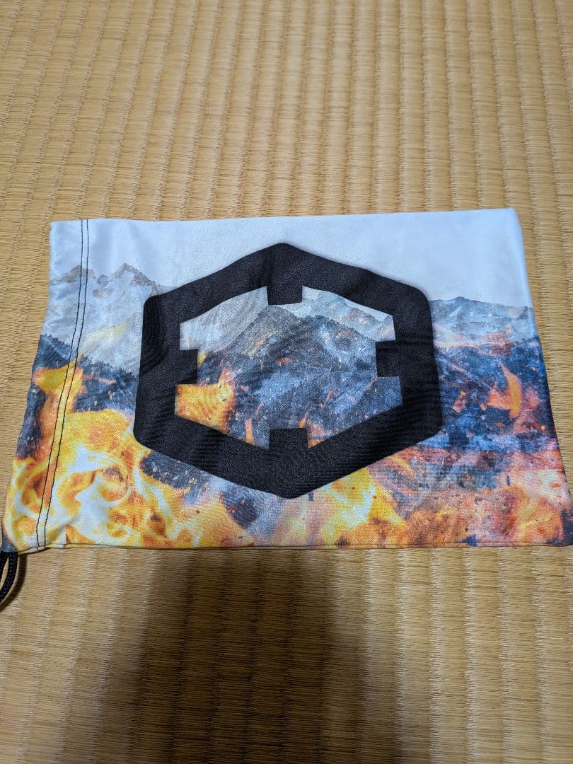 OUT OF THE ONE OPEN FUOCO 調光＆偏光ゴーグル