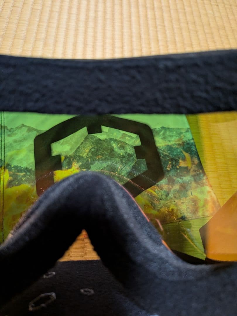 OUT OF THE ONE OPEN FUOCO 調光＆偏光ゴーグル