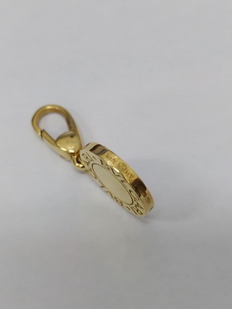 ま*ん様 BVLGARIブルガリブルガリ 750刻印 K18 チャーム　オニキス