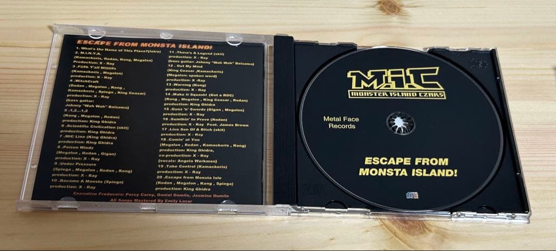 洋楽 MONSTA  CZARS MF DOOM GRIMM X-RAY