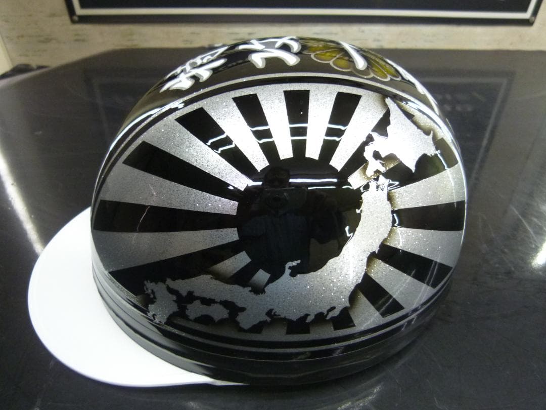 三つボタン‼送料込！！カスタムコルク半　日章地図　ラメ最安値170