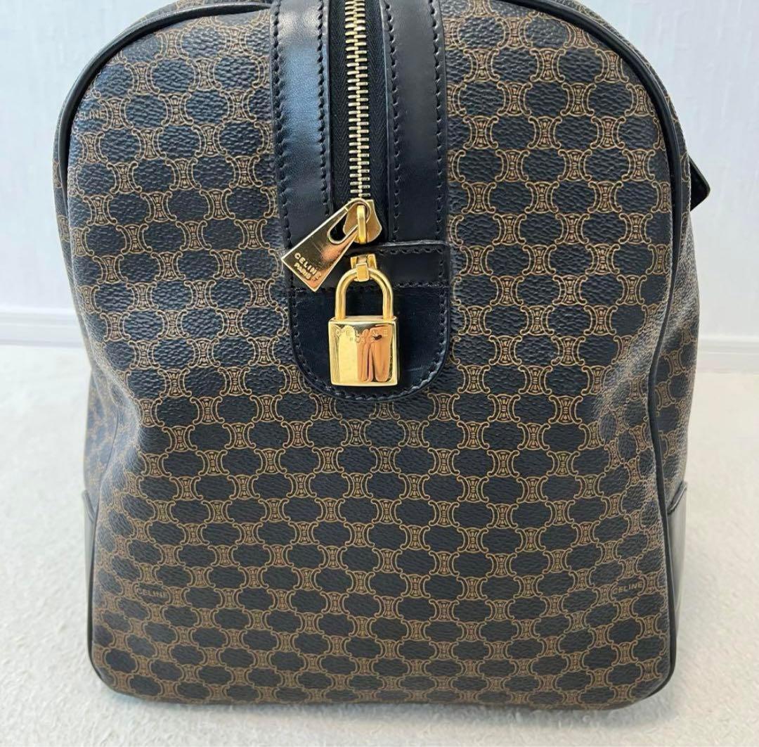美品 CELINE ボストンバッグ 黒マカダム トリオンフ 南京錠 ゴールド金具