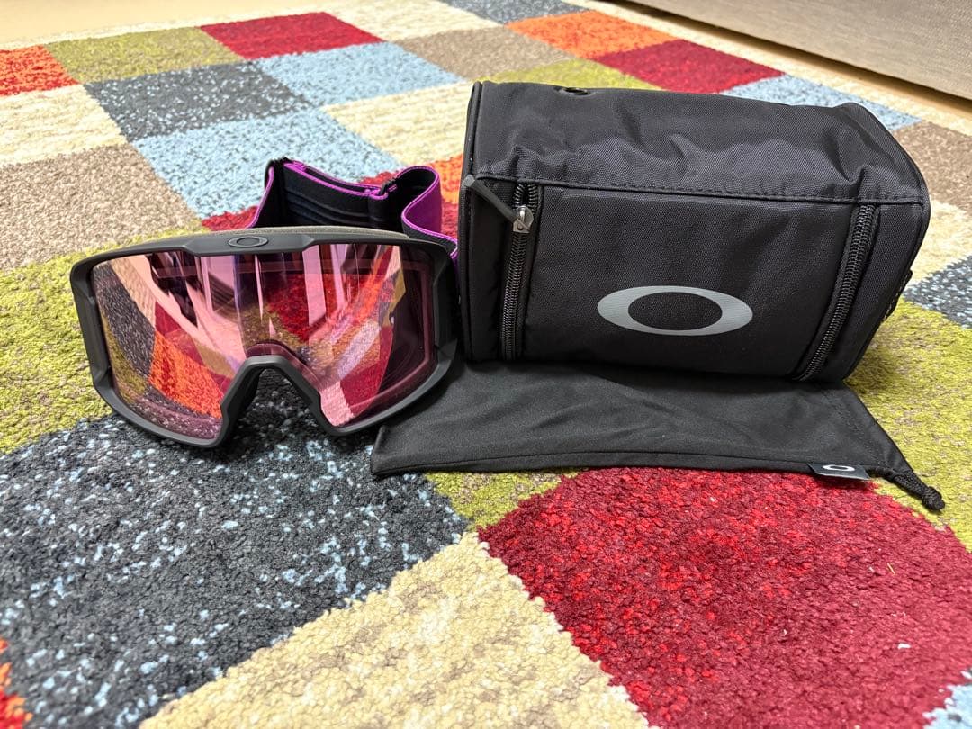 Oakley ゴーグル 黒/ピンク 収納ケース付き　ラインマイナー　Lサイズ