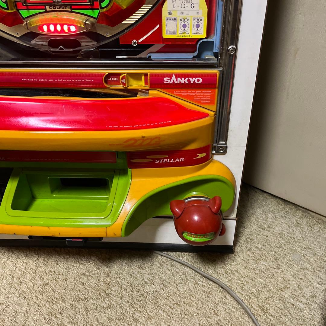 パチンコ実機　フィーバークイーン2 王冠セル