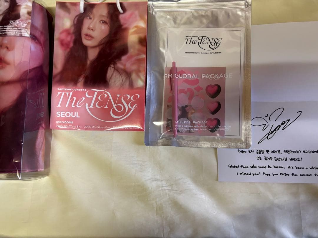 ★少女時代 テヨン★ソウルコン★THE TENSE ★グロパ★グッズ★非売品