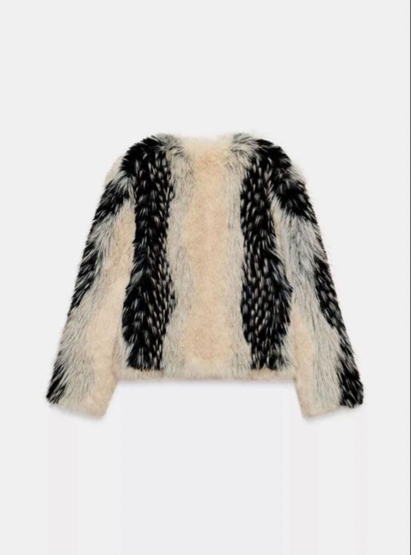 ZARA ザラ　ZW COLLECTIONショートフェイクファーコート