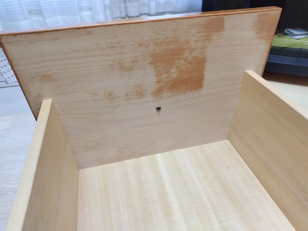 ブラウン木製チェスト 4引き出し