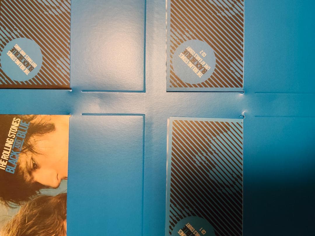 ローリング・ストーンズ／ブラック・アンド・ブルー・スーパーデラックスエディション