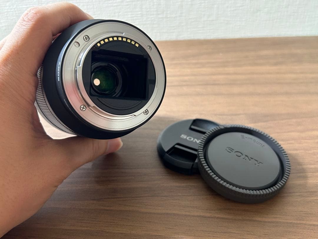 Sony FE 3.5-5.6/28-70 ズームレンズ