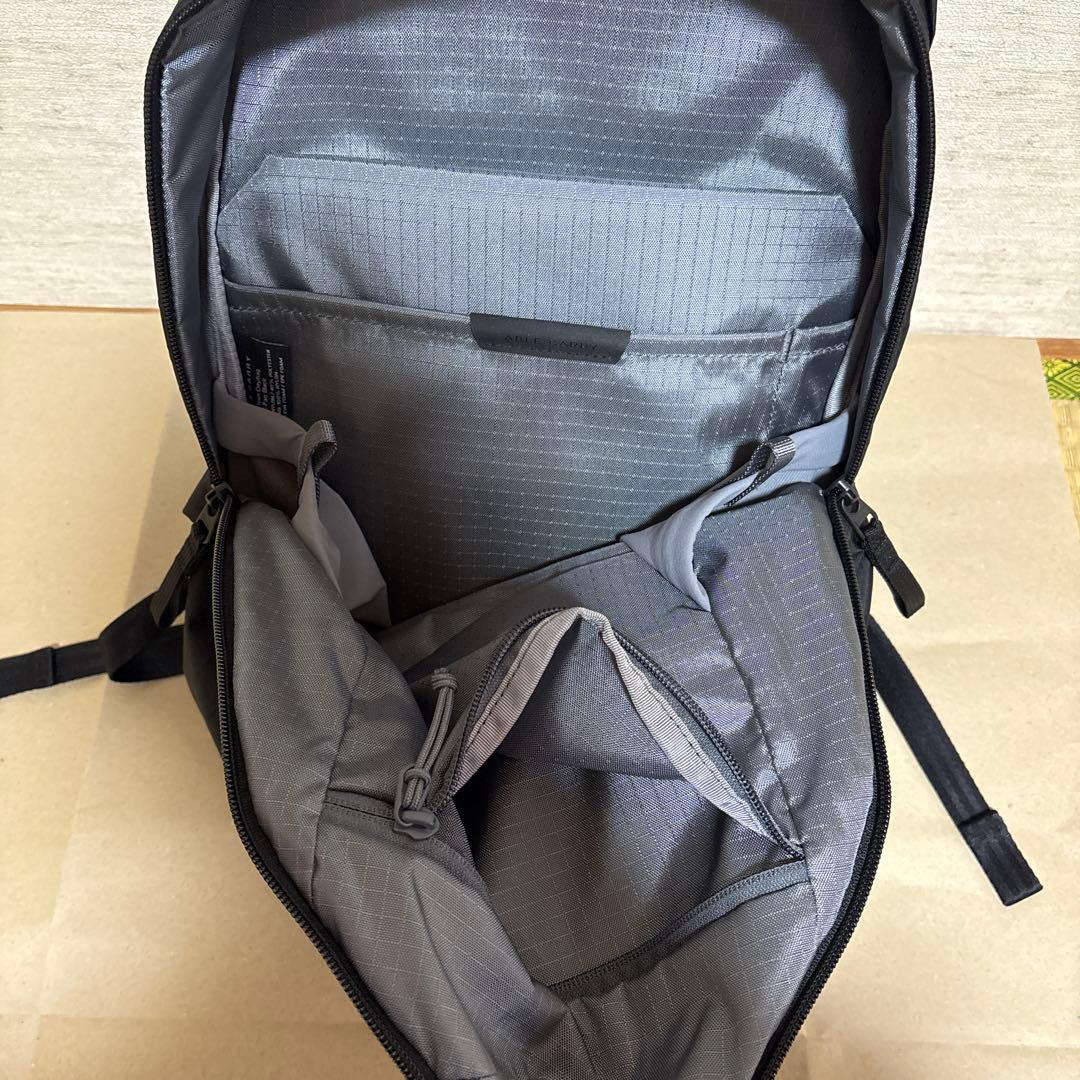 エーブルキャリー　Thirteen Daybag x-pac