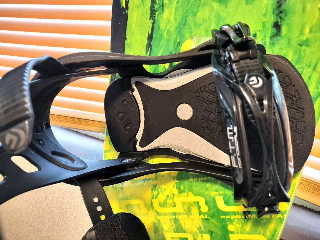 美品✨️ LIB TECH スケートバナナ 159cm FLUX バインセット