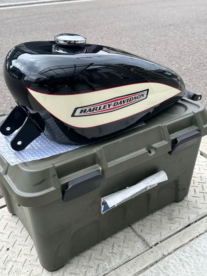 【スポーツスター】タンク　ハーレー純正　12.5リットル　インジェクション