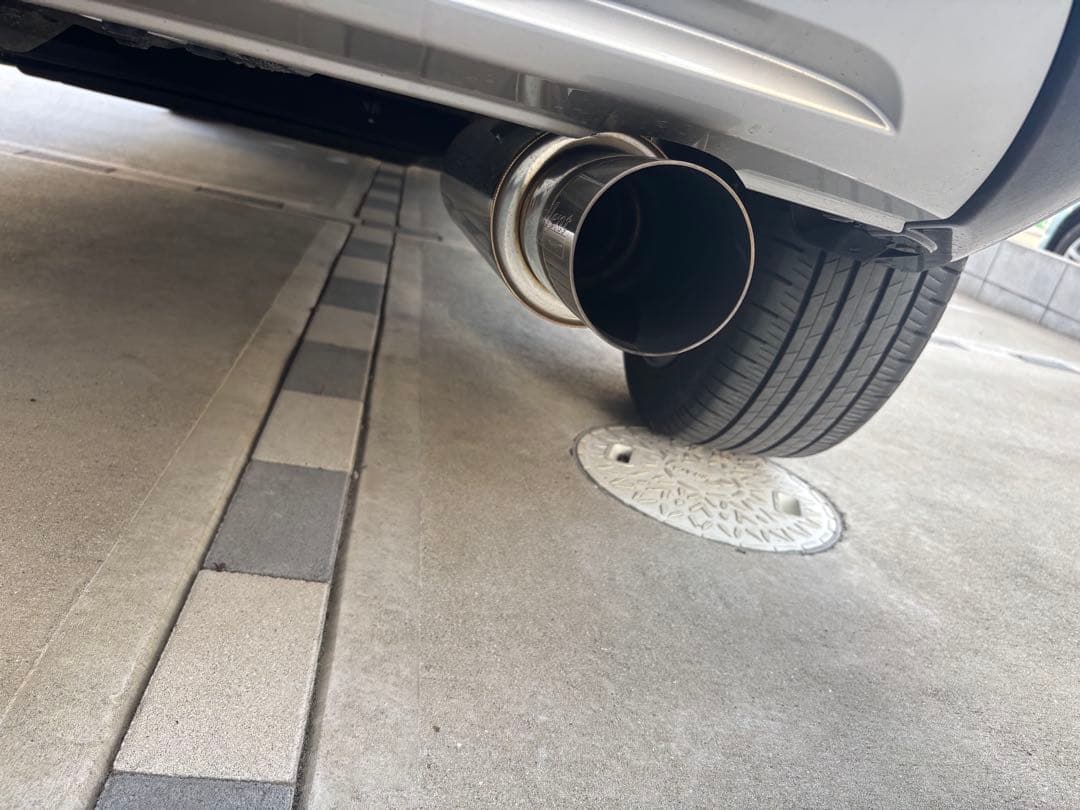 HKS ホンダ ヴェゼル マフラー