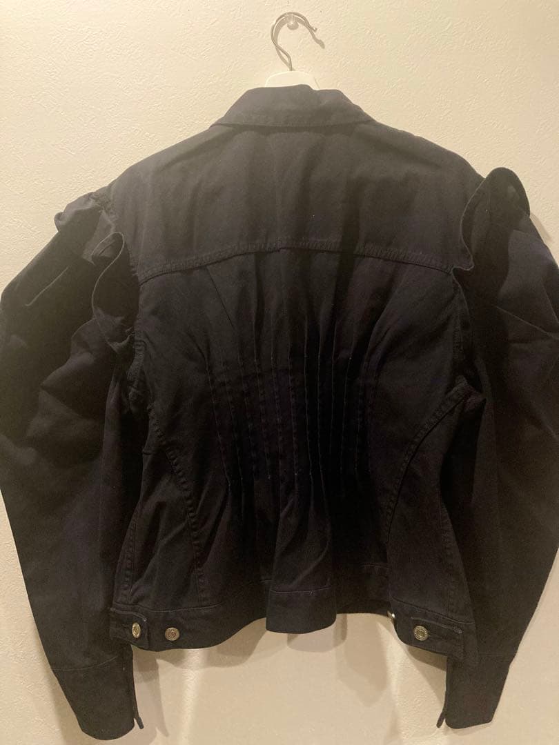 HOLIDAY タグ付き　フリル付きデニムジャケット