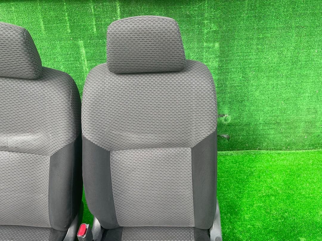 NV350 26系キャラバン プレミアムGX フロントシート左右 運転席 助手席