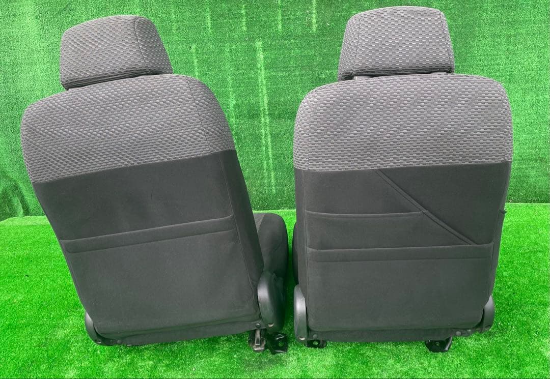 NV350 26系キャラバン プレミアムGX フロントシート左右 運転席 助手席