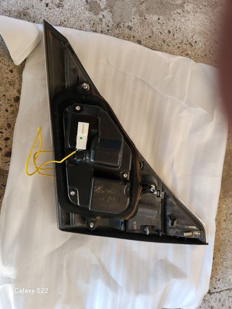 RE、20ヴェルファイアテールライト 左右セット クリアレンズ