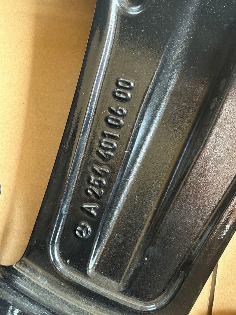 k*o様 美品！メルセデスベンツ　GLC 254 AMG 純正アルミホイール1本