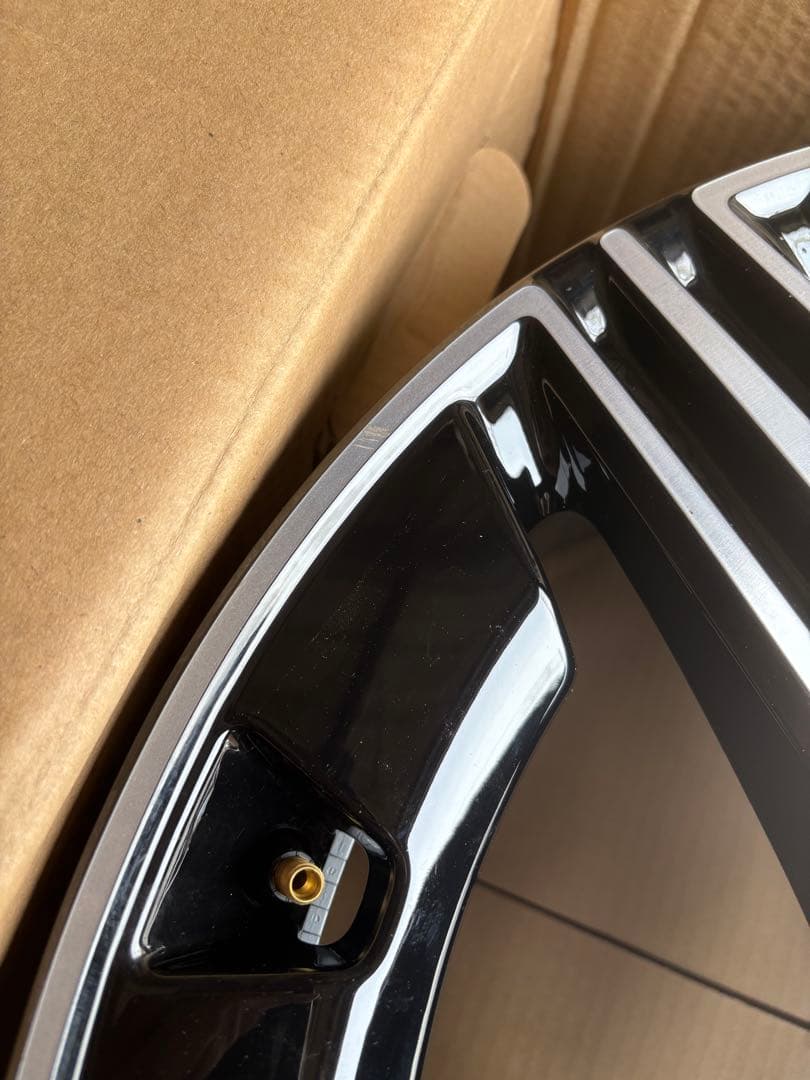 k*o様 美品！メルセデスベンツ　GLC 254 AMG 純正アルミホイール1本