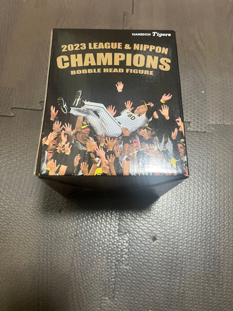 岡田監督　2023年優勝記念ボブルヘッド