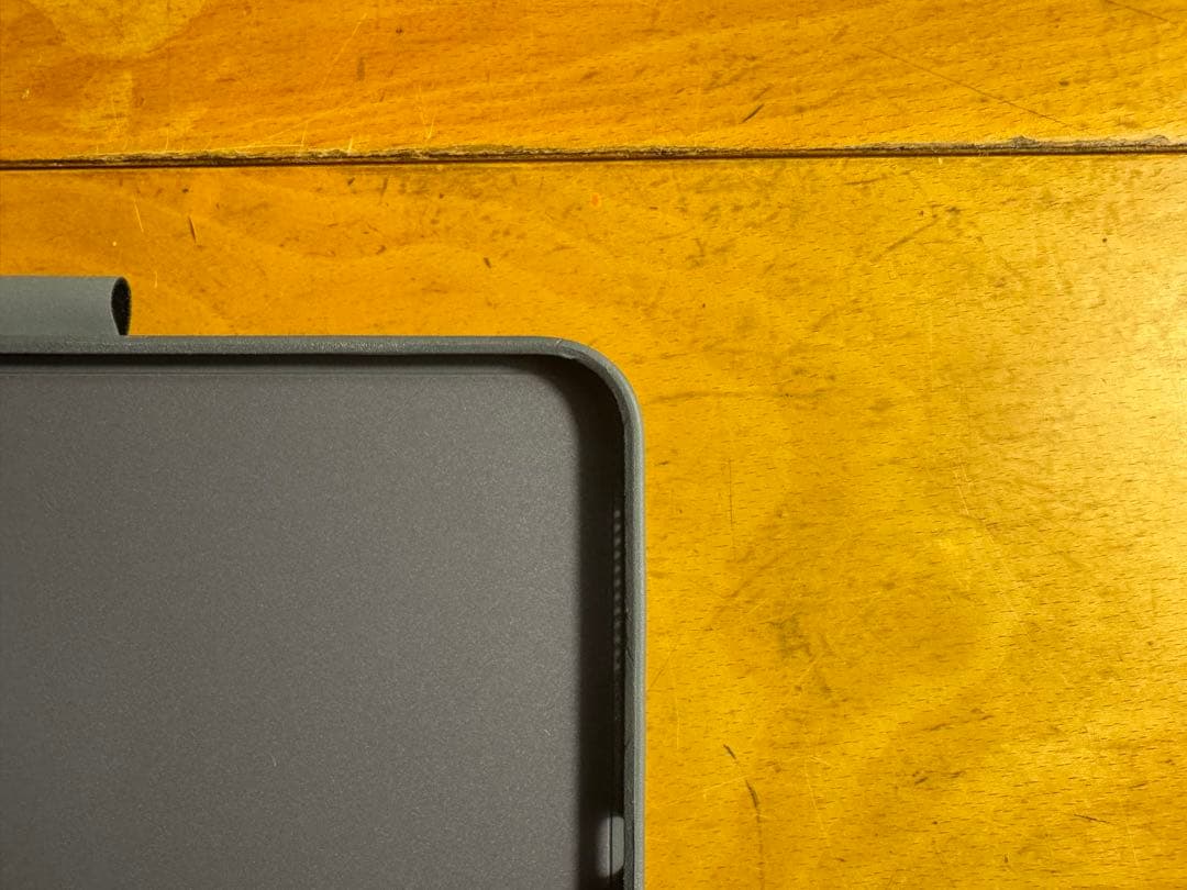 logi Combo Touch iPad第10世代 A16