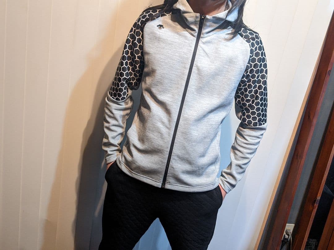 デサント　ゴルフ　ダンボール　ニット　ジャージー　ジャケット　パーカー　ウェア