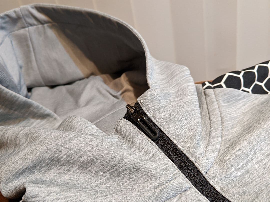 デサント　ゴルフ　ダンボール　ニット　ジャージー　ジャケット　パーカー　ウェア