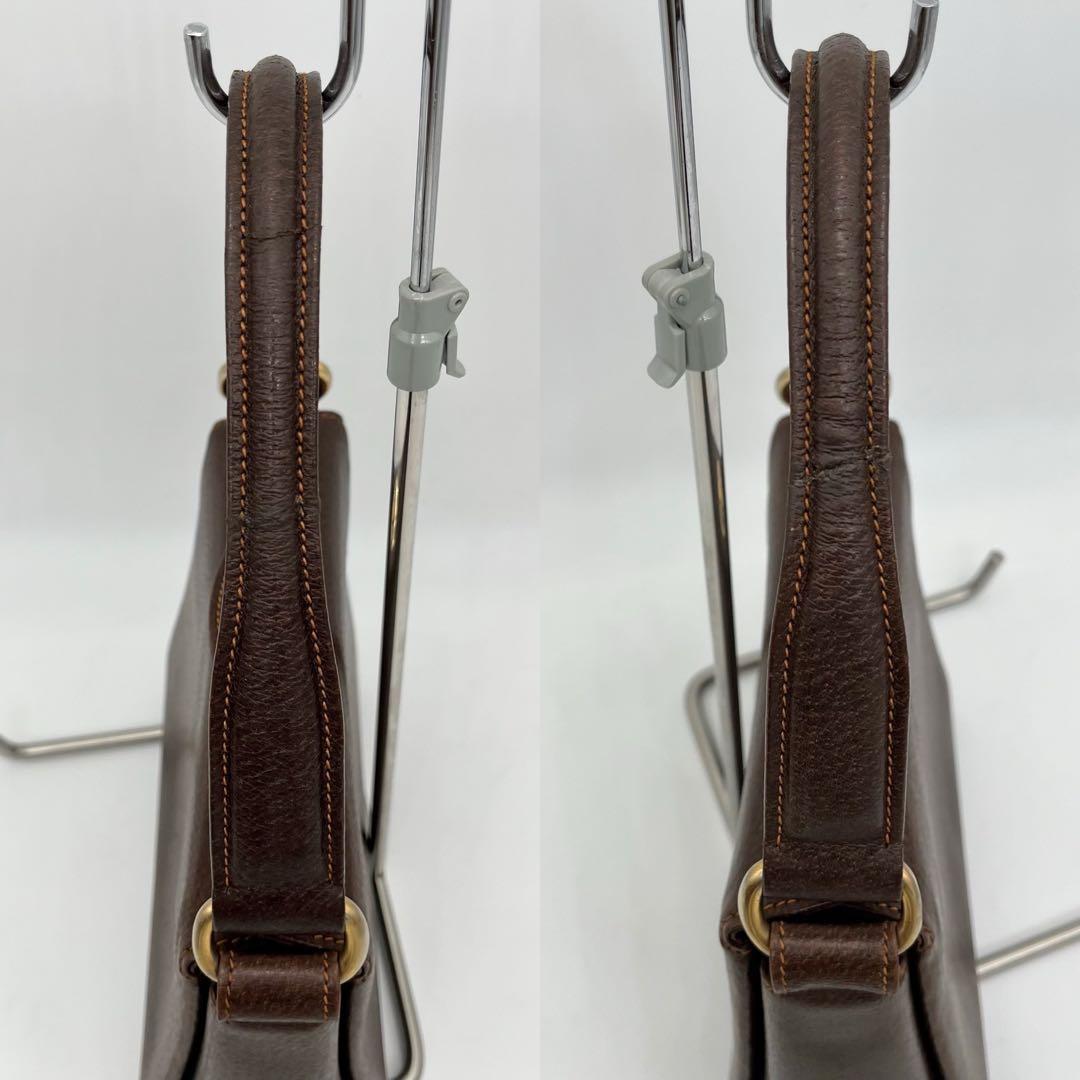 GUCCI ワンショルダーバッグ 肩掛け ターンロック ゴールド金具 レザー 茶