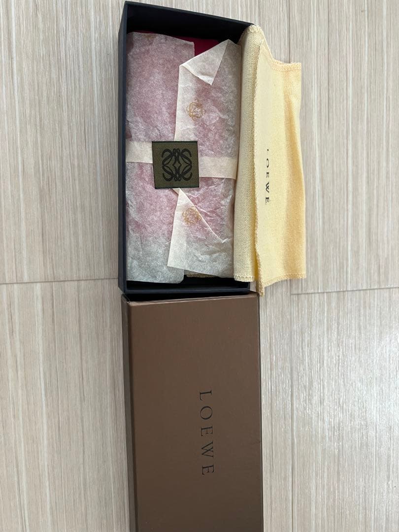 LOEWE ケース