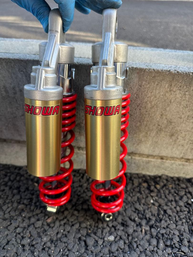 showa サスペンション　cb400