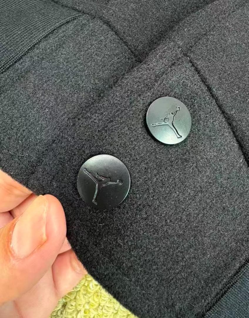 Jordan パリ スタジャン