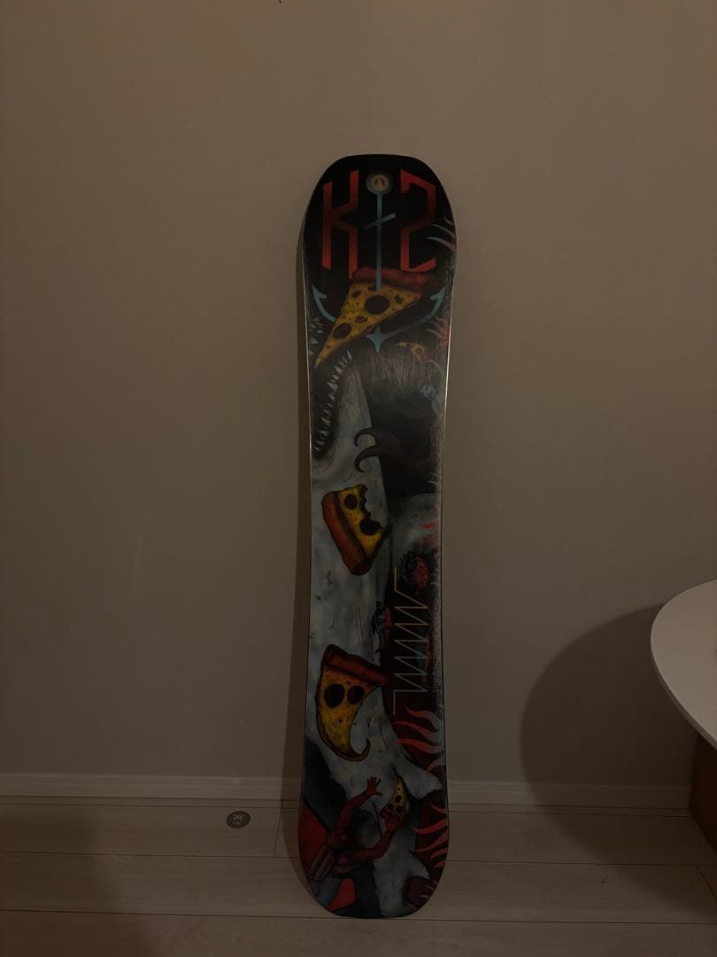 K2 スノーボード ピザデザイン