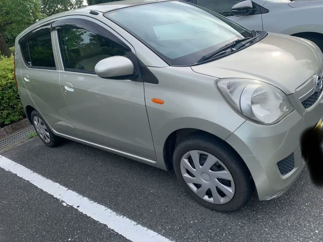 ダイハツ　ミラDBA-L285S初度登錄H24年12月　燃費良し！税金払い済！