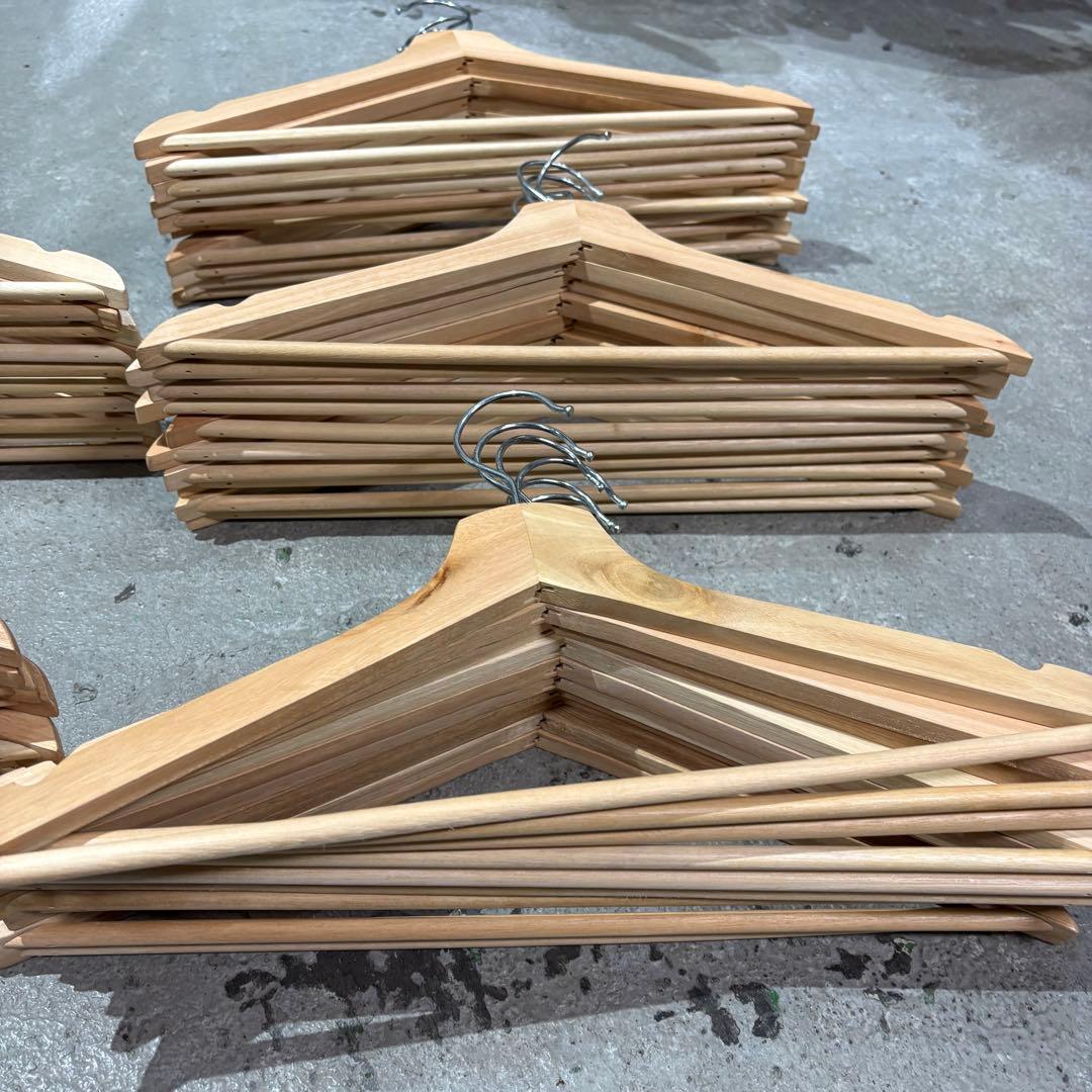 ぷ【IKEA】木製ハンガー 150本/まとめ売り