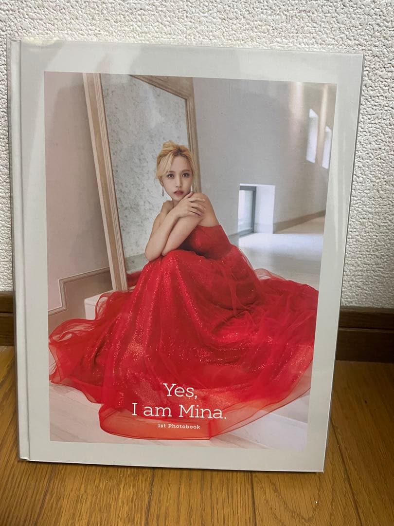 Yes, I am Mina. フォトブック