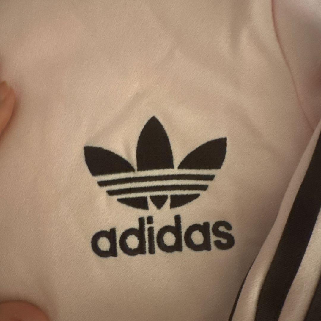 adidas ピンク トラックジャケット