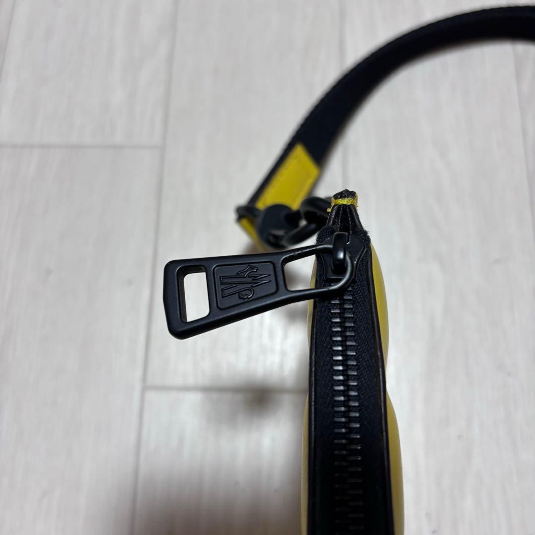 極美品 モンクレール　ウォレット　財布　パスケース　イエロー　4K27