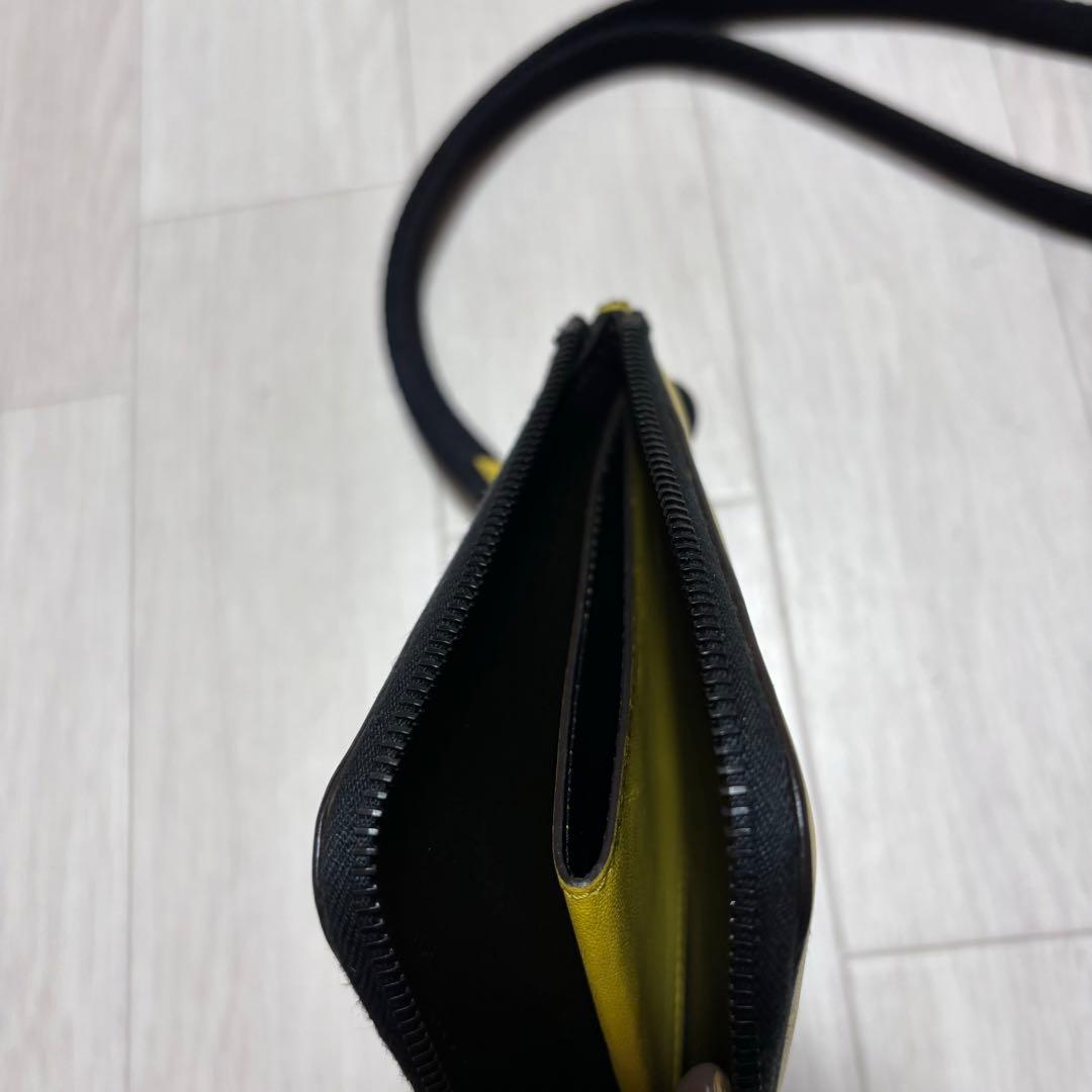 極美品 モンクレール　ウォレット　財布　パスケース　イエロー　4K27