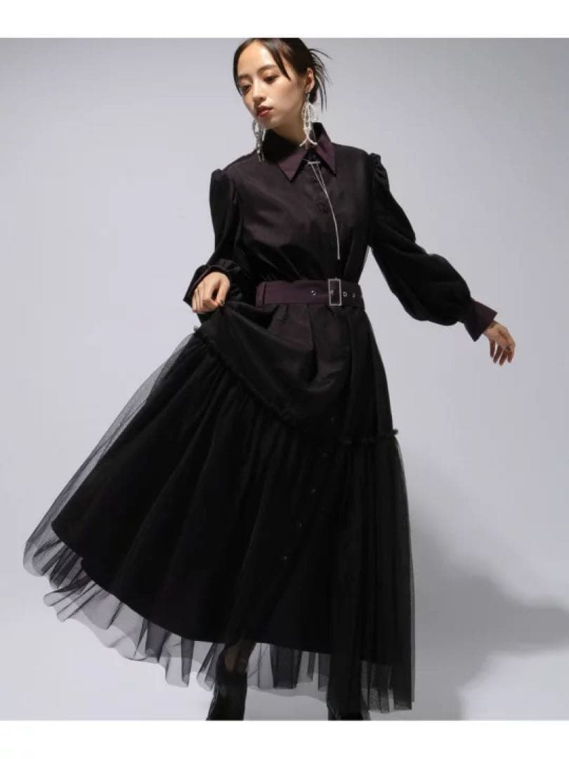 ワインレッドと黒のロングドレス　チュールレイヤーデザインワンピース HARE