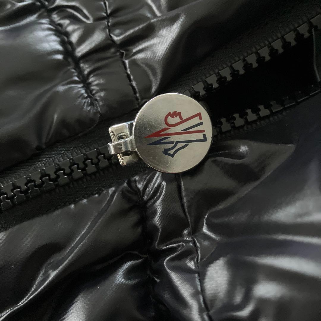 MONCLER リバーシブルダウンベスト