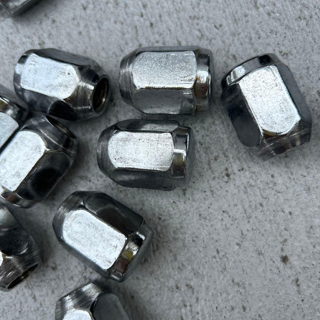 トヨタ　アルファード　30系　スタッドレス　タイヤ　冬用タイヤ