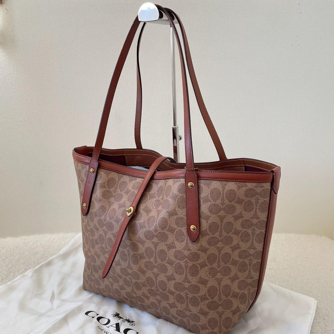 【美品】COACHトートバッグ シグネチャー 肩掛け ベージュ ターンロック