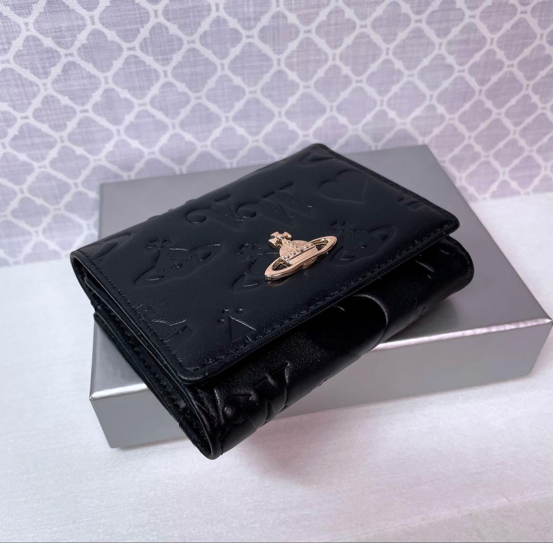 【最新❤︎新品】ヴィヴィアン・ウエストウッド　三折財布 マット黒