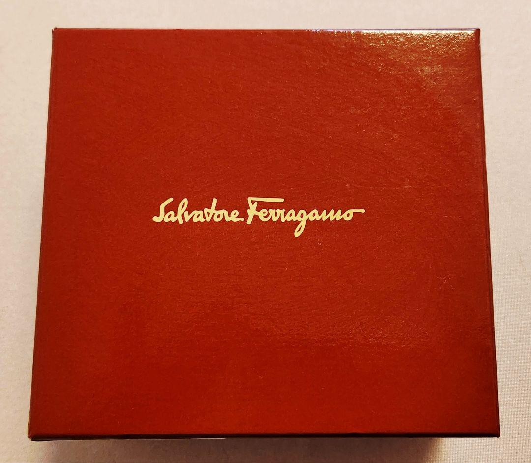 Ferragamo　財布