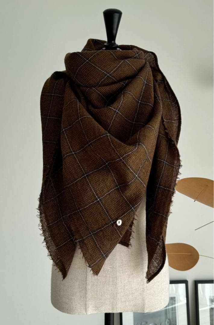 argue⭐︎ SQUARE WOOL GAUZE STOLE