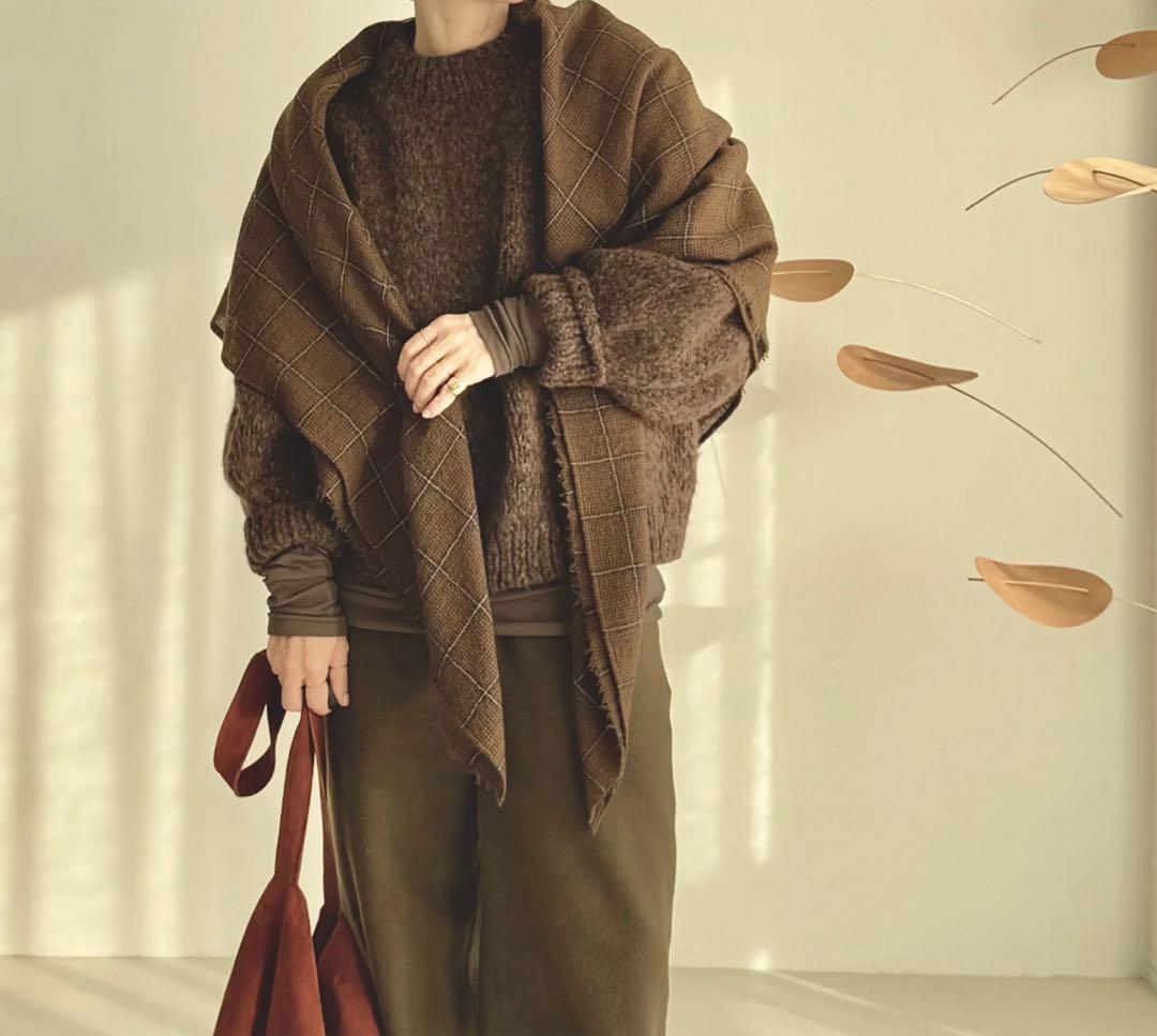 argue⭐︎ SQUARE WOOL GAUZE STOLE