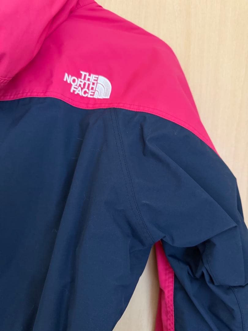 THE NORTH FACE 子ども用フルボディスーツ ネイビー/ピンク