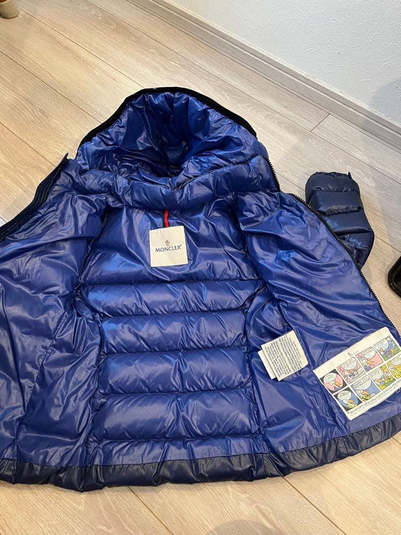 モンクレール　キッズ　ダウン