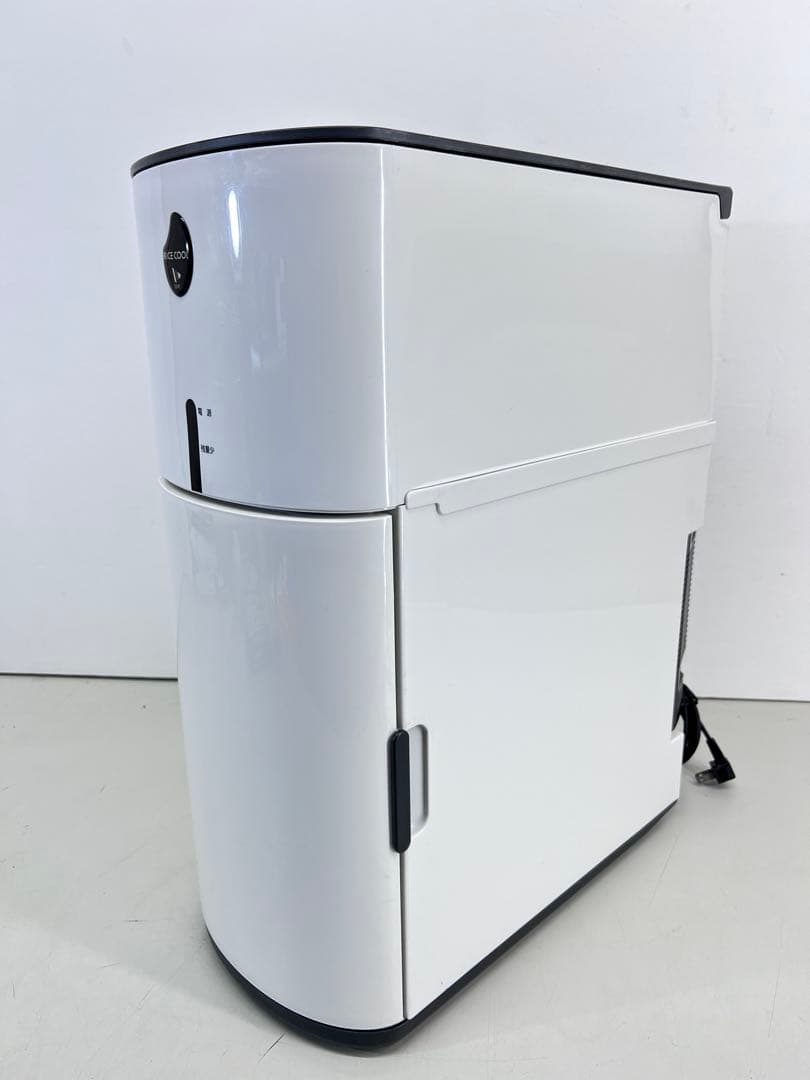 エムケー精工　保冷　米びつ　5キロ　HRC ー05S