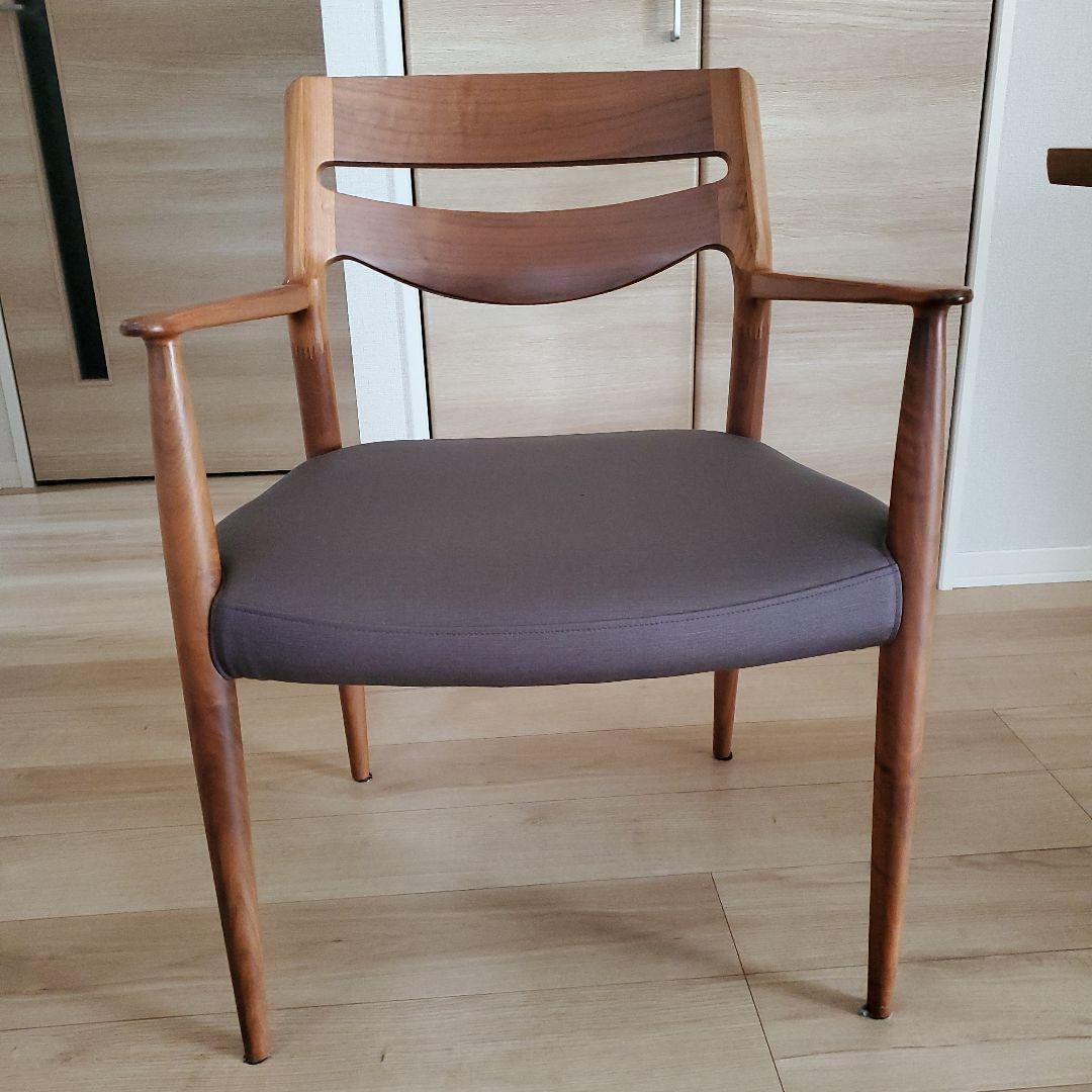 ☆無敵のオムライス☆カリモク　ダイニングチェアー　椅子 cu7110